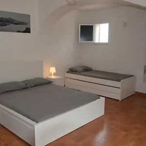 https://appartamento-50m-dalla-spiaggia-4-ospiti.sicilyhotelsitaly.net