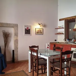https://la-casetta-di-apollo.sicilyhotelsitaly.net